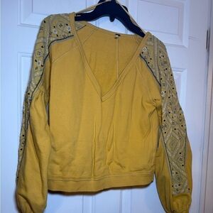 Free People Yellow Senorita Deep V Embroidered BOHO Cropped Sweater Large
